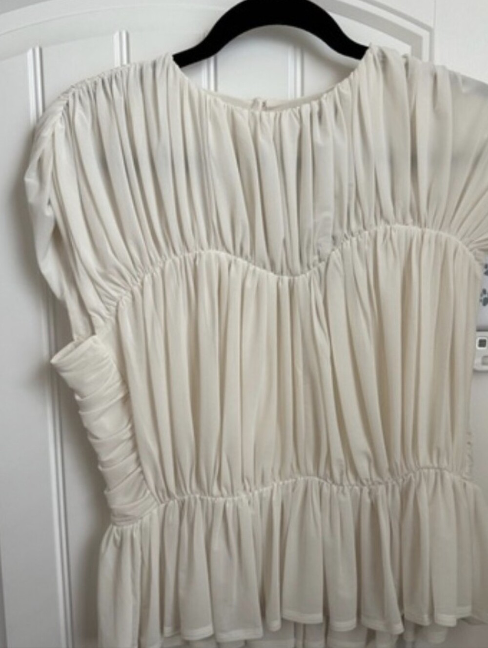 Express Ruched Top - Picture 2 of 4